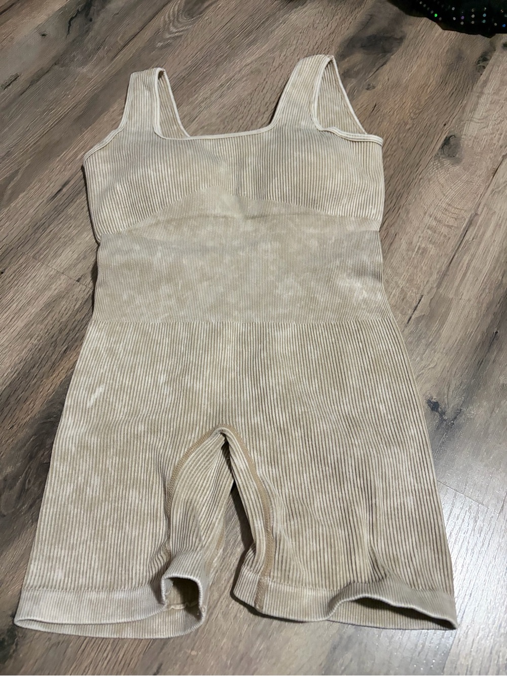 Zenana Outfitters Beige Ribbed Tank  athletic Romper L/XL